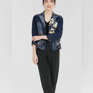 XOXO Jean Floral Embroidery Denim Jacket